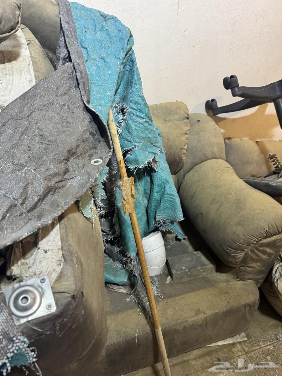 كنيتين مكتبيه مع كرسي دوار للبيع64561840570626113