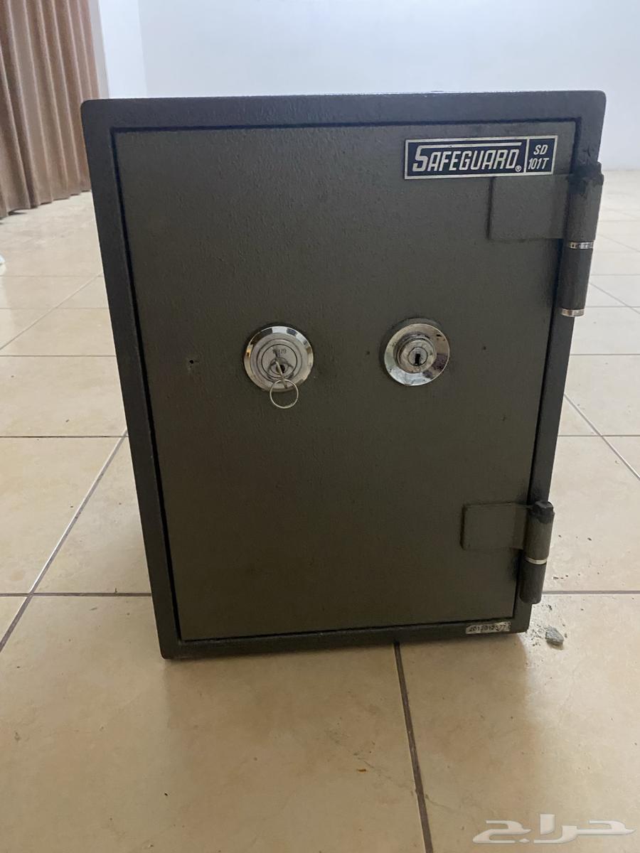 خزنة للبيع64556483896707111