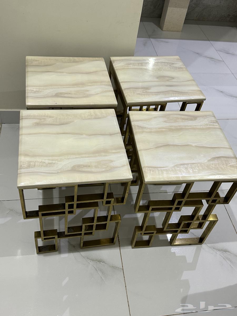 كراسي و طاولات للبيع64519271856131112