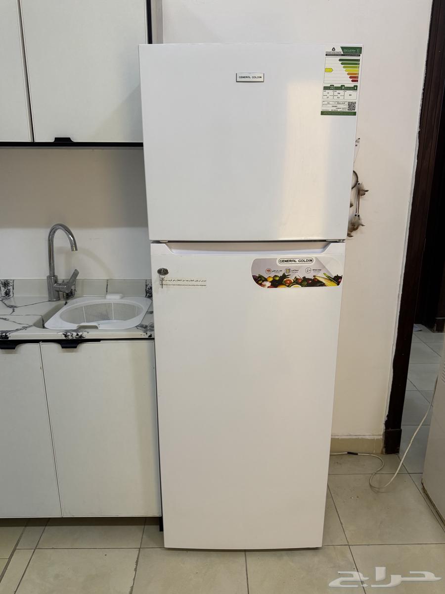 ثلاجه شبه جديدة للبيع64559323529602110