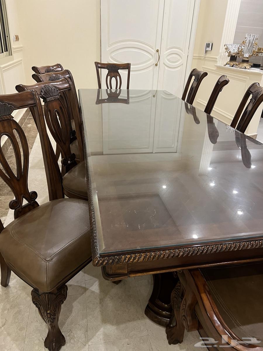 Dining table for 10 people64555729683330112