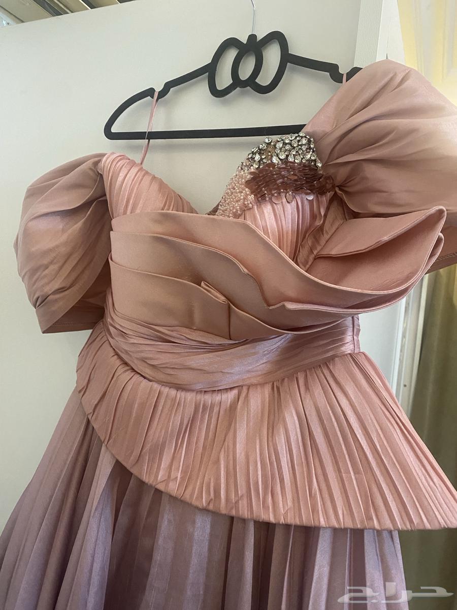 فستان من المصمم فؤاد سيركس المقاس 40 مستخدم واضيف له اكمام64555800703874112