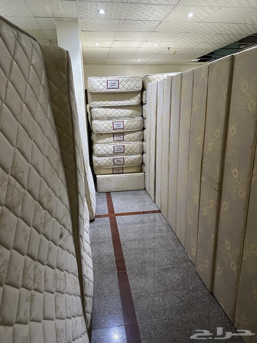 Boxes, beds, and mattresses64560740184833110