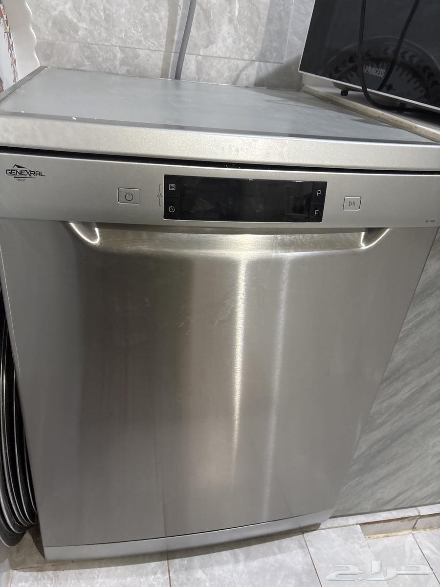 New dishwasher, lightly used, selling because I don't need it64560206671489110