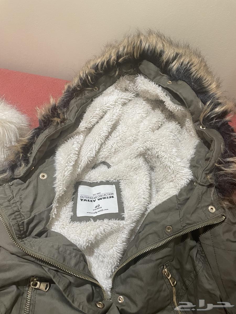 جاكيتين للبيع بسعر رمزي64554482867971111