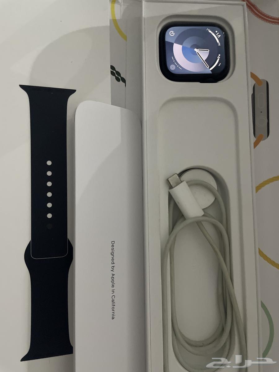ساعة ابل واتش قمة النظافة لايوجد خدش ولا كسر اخت الحديدة64553440162179110