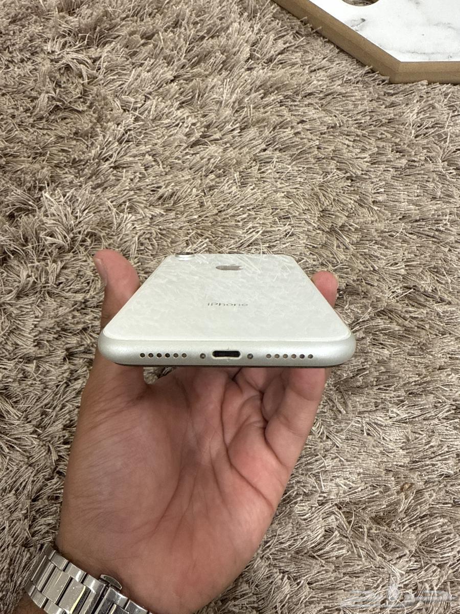 iPhone XR (Sold)64562165442817114