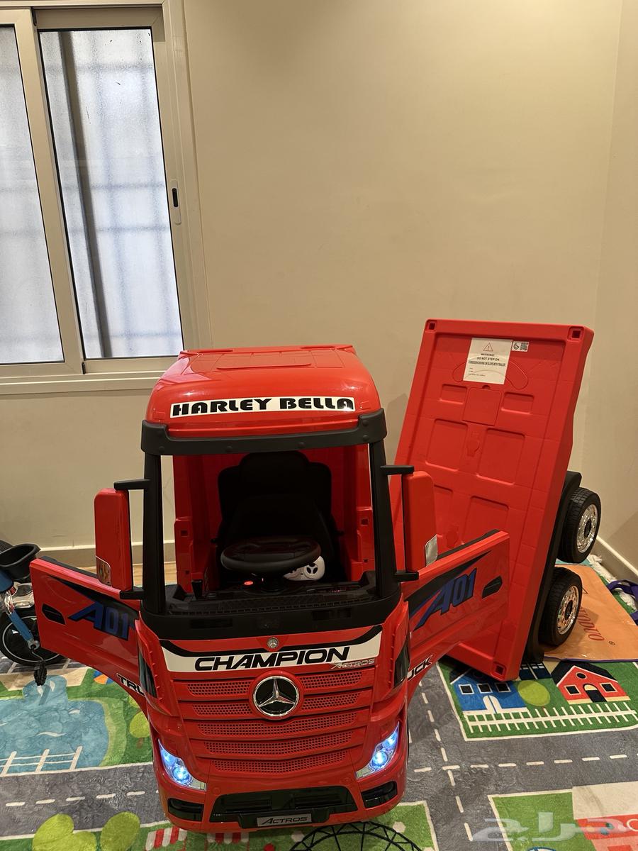 للبيع لعبه اطفال على شكل سطحة شبه جديدة64558738669953112