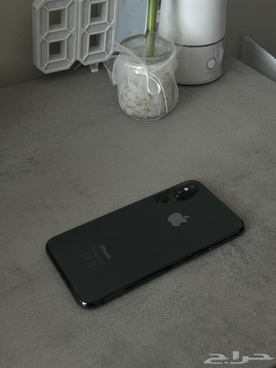آيفون 10 في حالة ممتازة للبيع64558391896451112