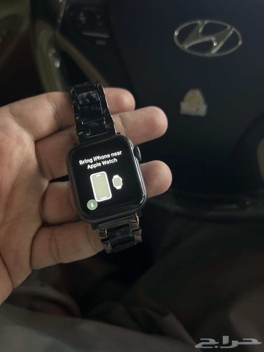 ساعة ابل الاصدار 4 الشاشه حجمها 3864561207850114110