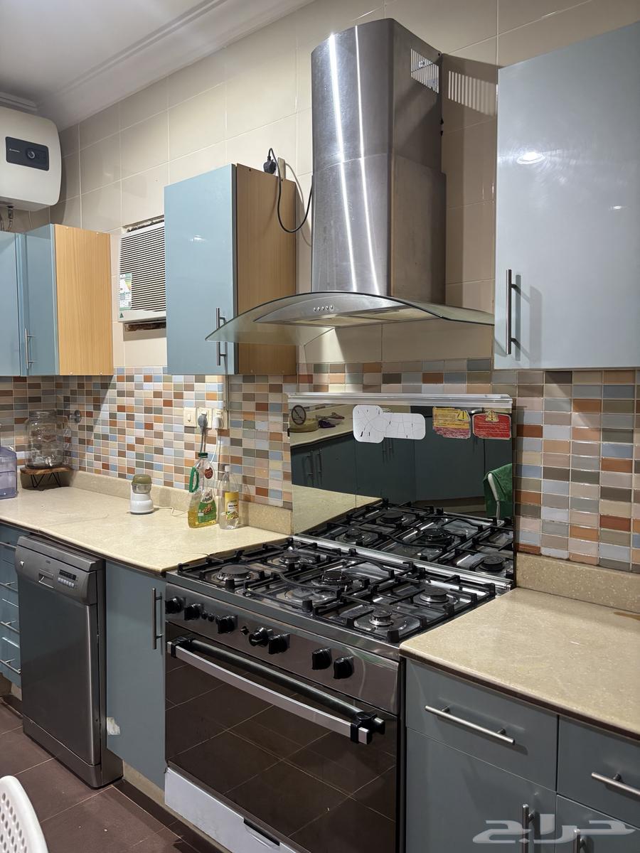 مطبخ متكامل ب اجهزته ال كهربائية للبيع64556539627778114