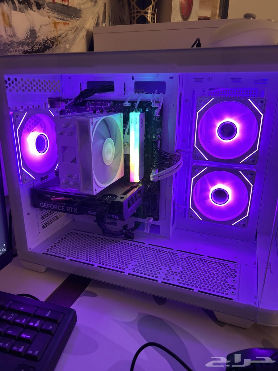 بيسي قيمنق مع شاشه180hz منLG على السوم64556469655681111