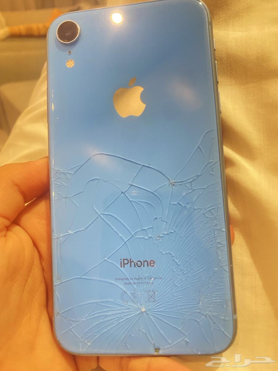 جوال آيفون 11 العادي مكسور من ورا كسر خفيف جوال x مثل آيفون64560809915010110