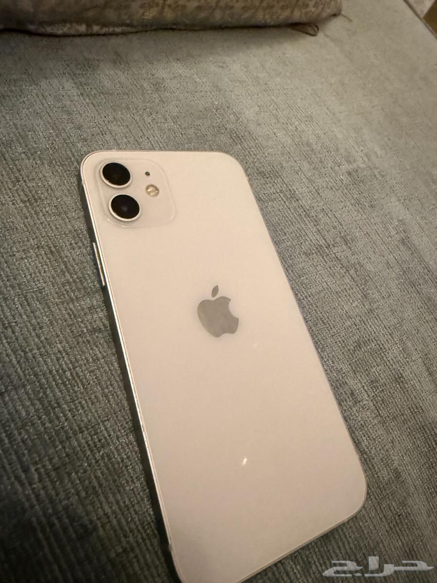 iPhone 12 regular64561135977091112