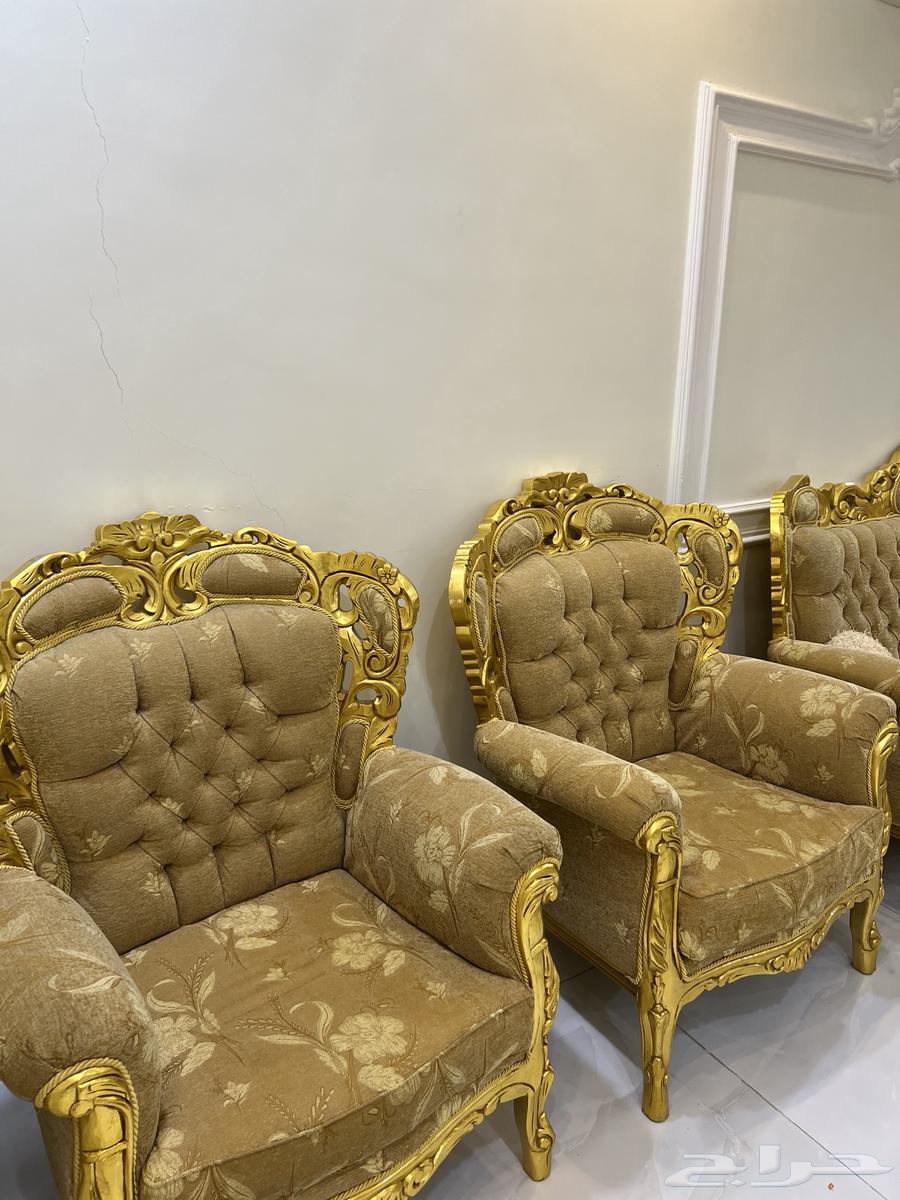 كنب 10 طاولات تقديم و علاقه ملابس64559925291138112