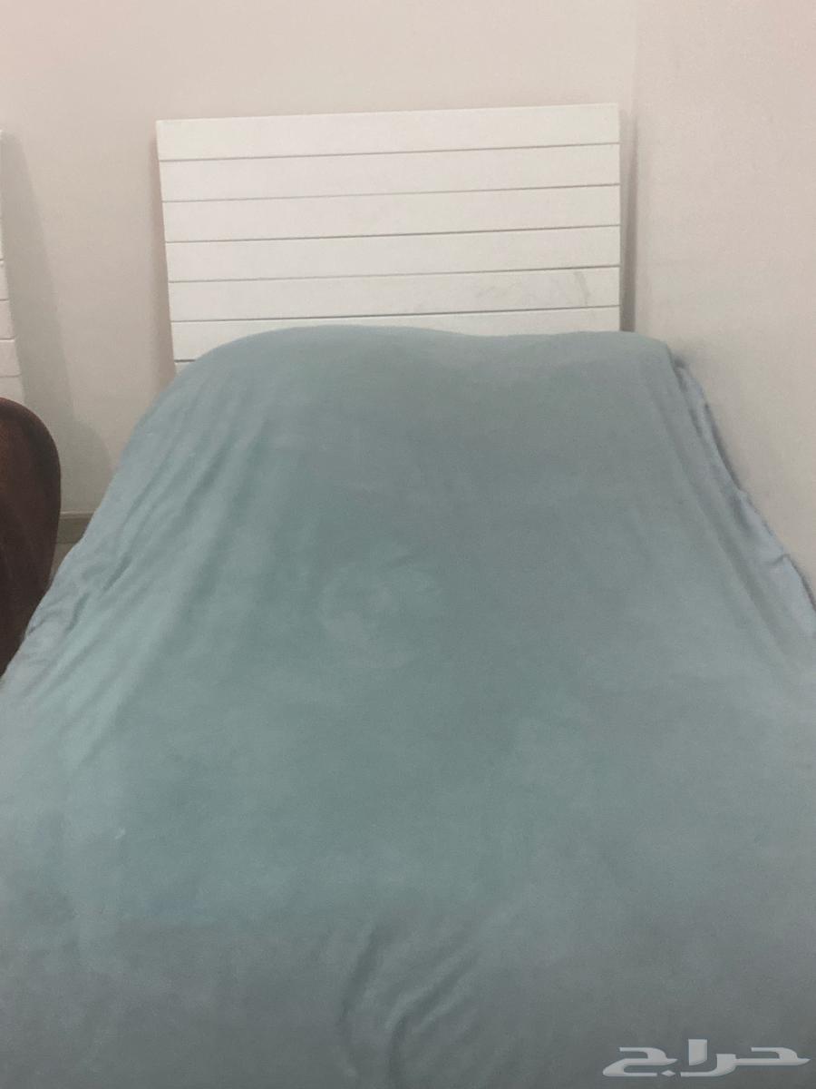 Two beds with mattresses, price 600 Riyals for both beds and mattresses64561432639618111