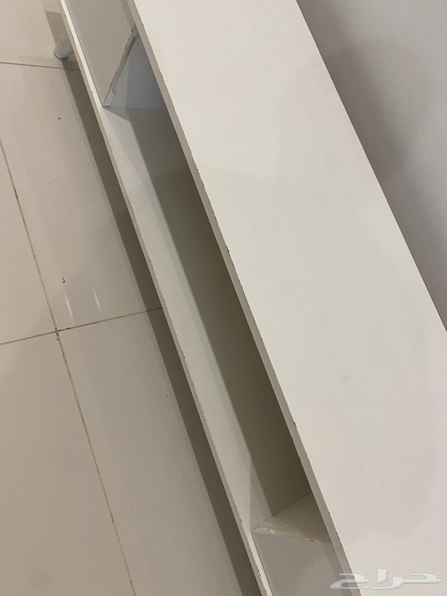 طاولة شاشة لون ابيض64558614394881112