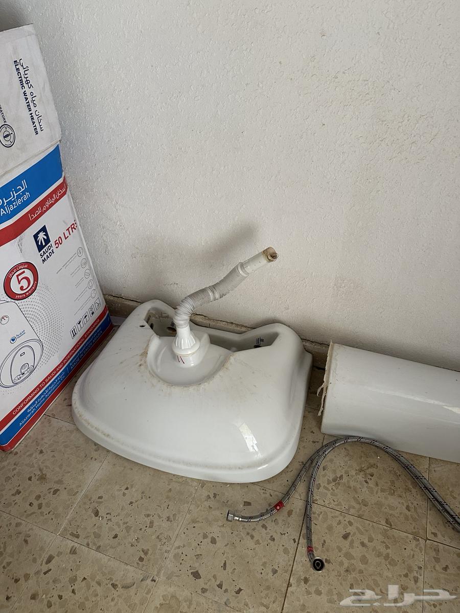 مغسلة رخام وسخان ماء 80 لتر مع خلاط مستعمل64558225225218113