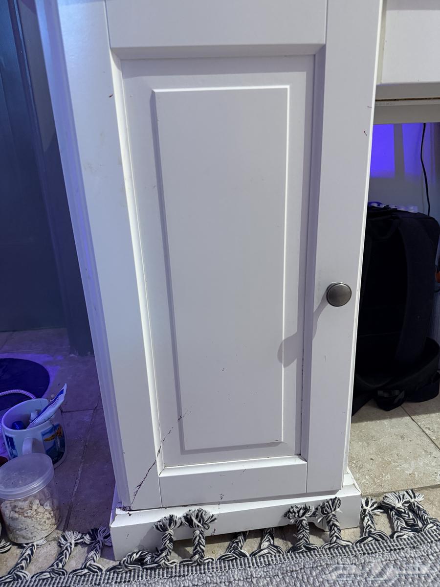 مكتب من ايكيا للبيع64557127237889111