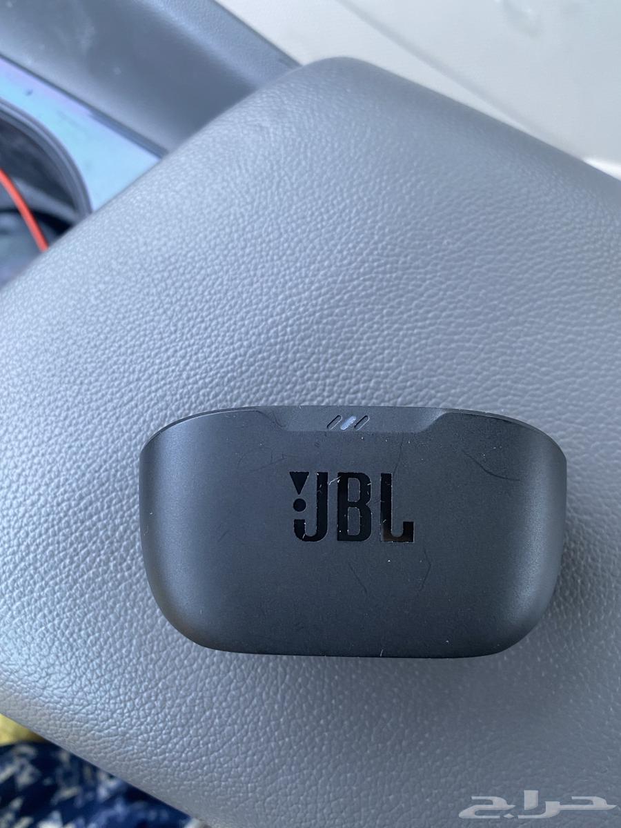 JDL headphones with box untouched64559743685507110