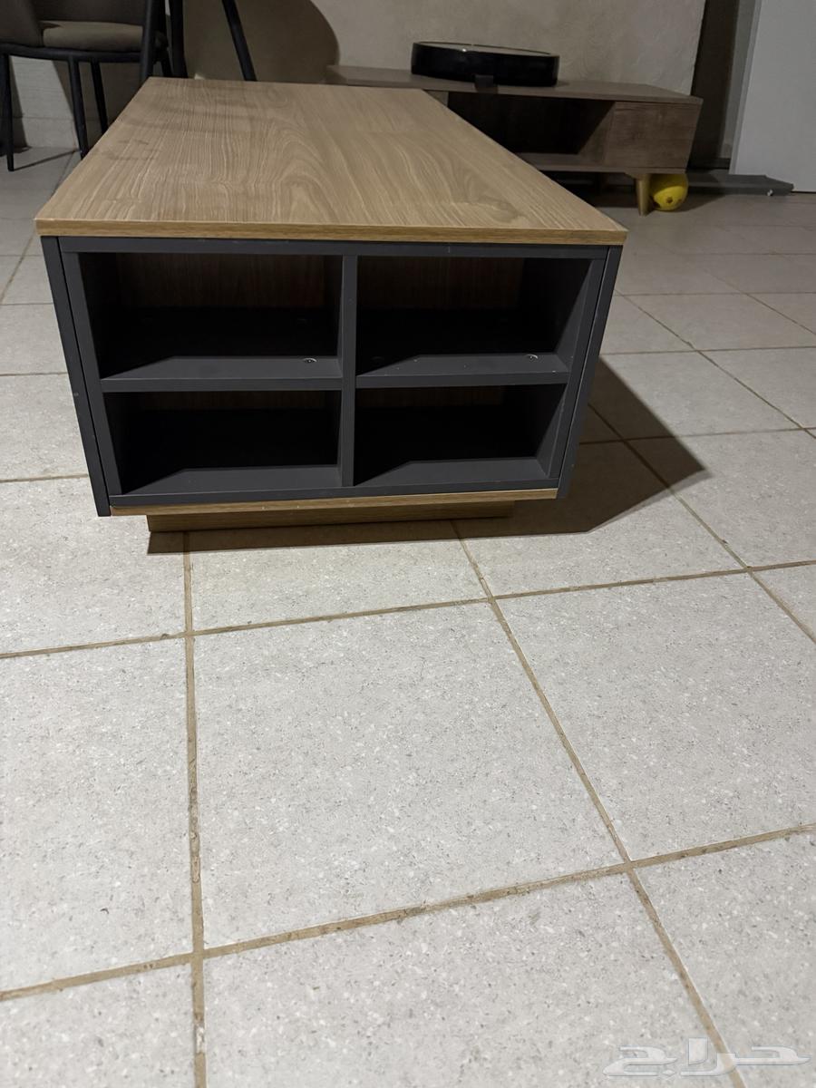 طاولة تلفزيون64561474430594111