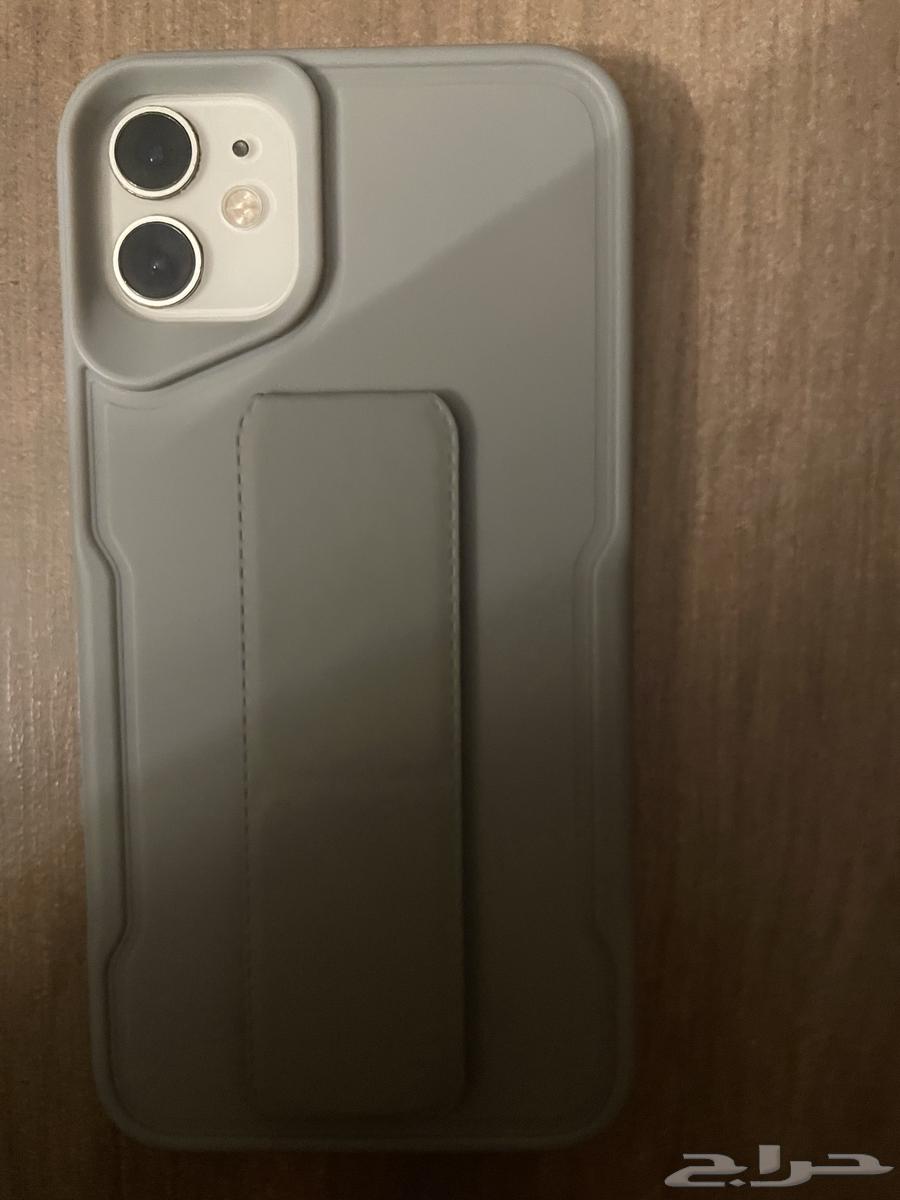 iPhone 11 نظيف ماقيد دخل صيانه البيع مستعجل64556056688385112