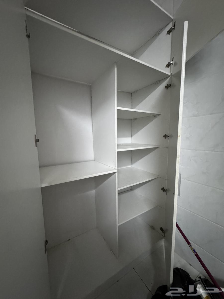 دولاب مخزن للبيع في المدينة64554202884739112