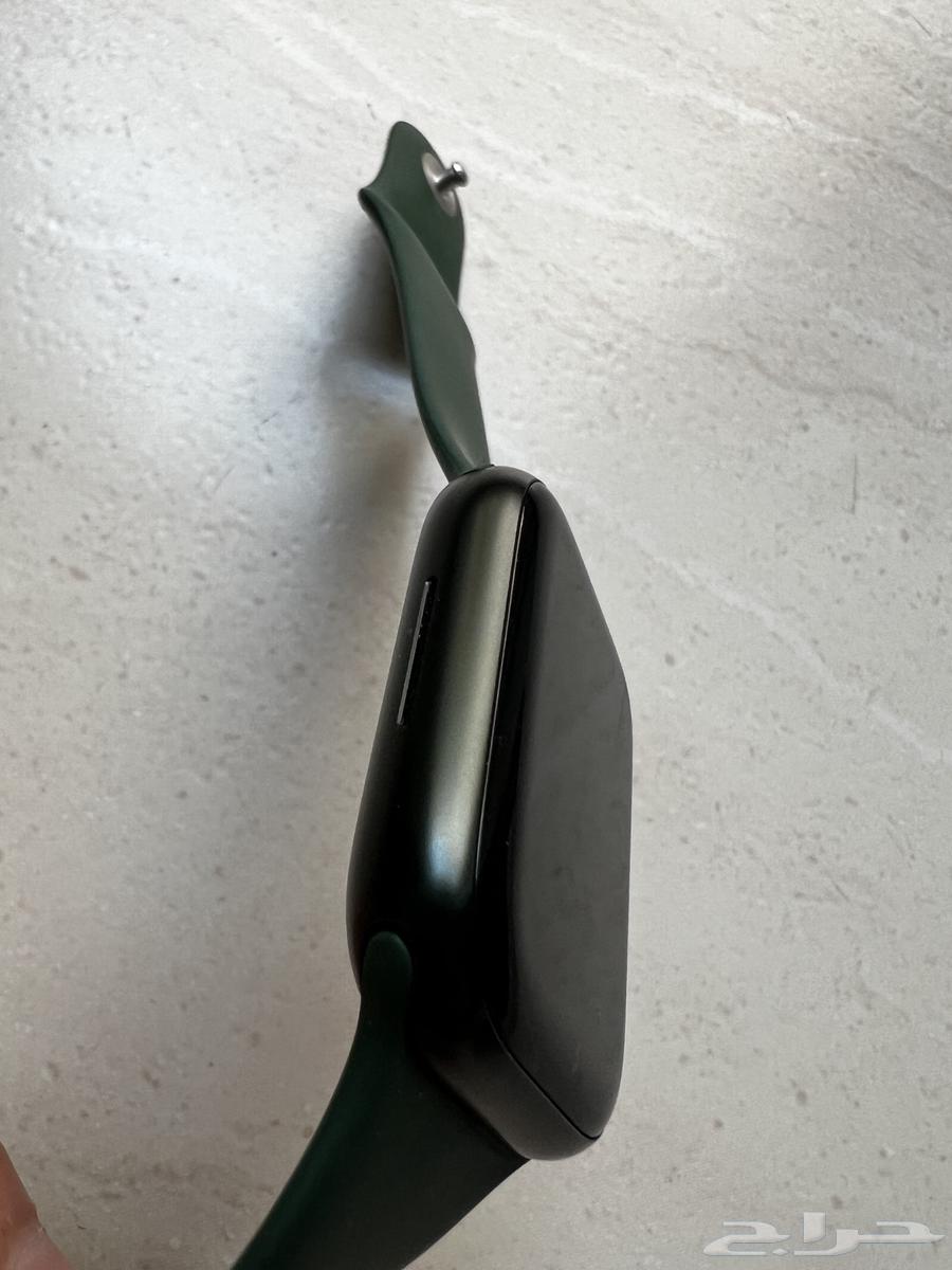 ساعة ابل 7 مقاس 45 نظيفه جدا و جميع ملحقاتها64555630723585112