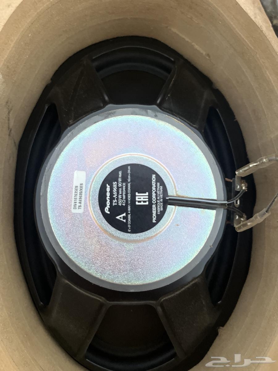 Speaker system64555432835714111