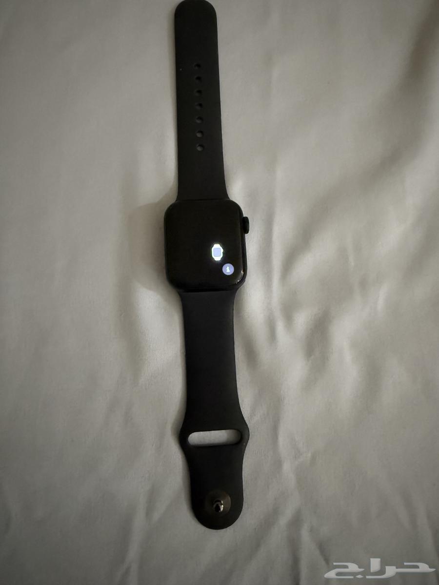 ابل واتش seبطاريه 100 كل شي وكاله مقاس 41mm شاحنها ما انفك64555687284993111