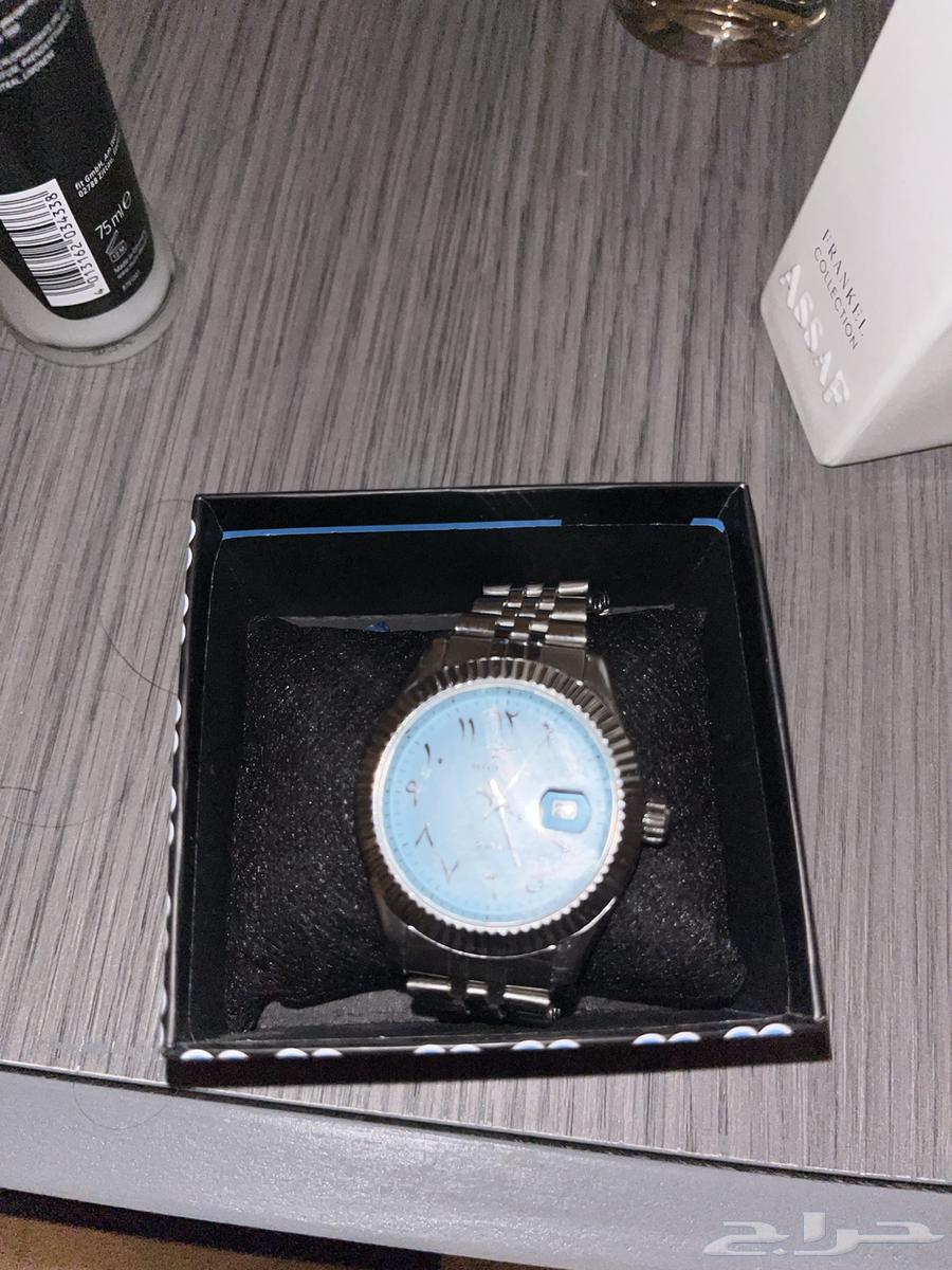 iPhone XR, iPhone 11 and one iPhone 13 case with a new watch64558864483074114