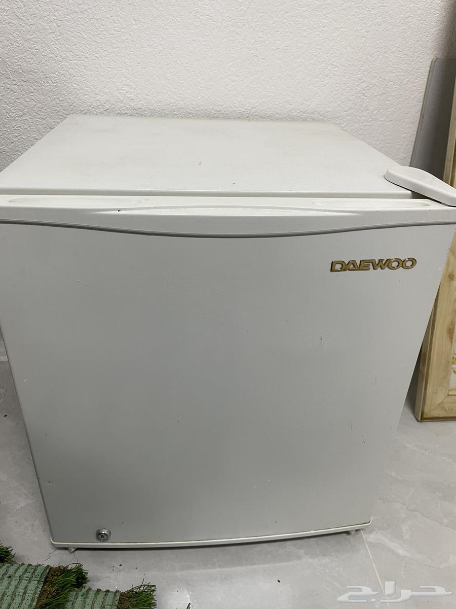 ثلاجه جديده استخدام ب 300ومروحه بريموت جديده اصدار ب 25064559617690369111