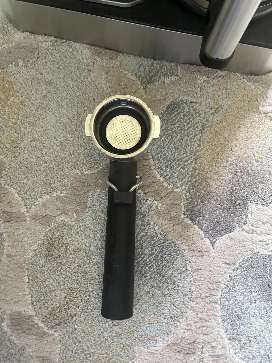 ماكينة قهوة من شركة ديلونجي64556455579906110