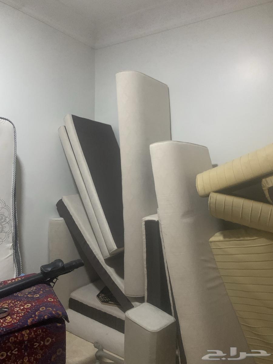 مجلسين كنب واحد شبه جديد الابيض والثاني مستعمل قليل64560346465666112