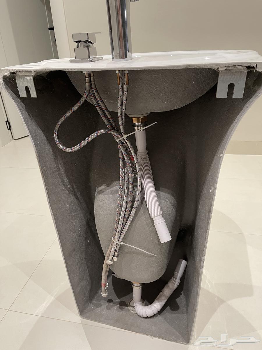 Sink and Light64557586835329114