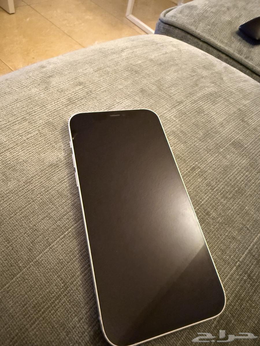 iPhone 12 regular64561135977091110