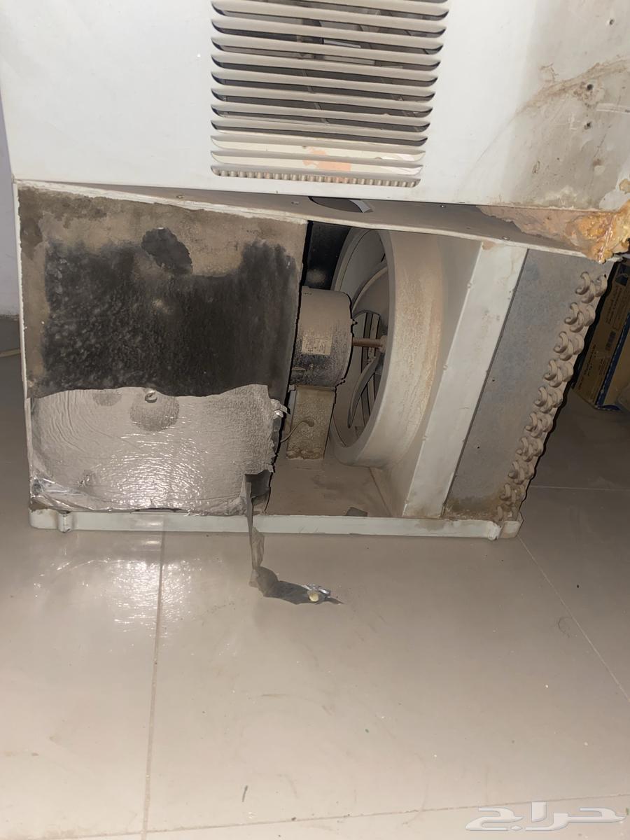 مكيف مستعمل للبيع64561151109635111