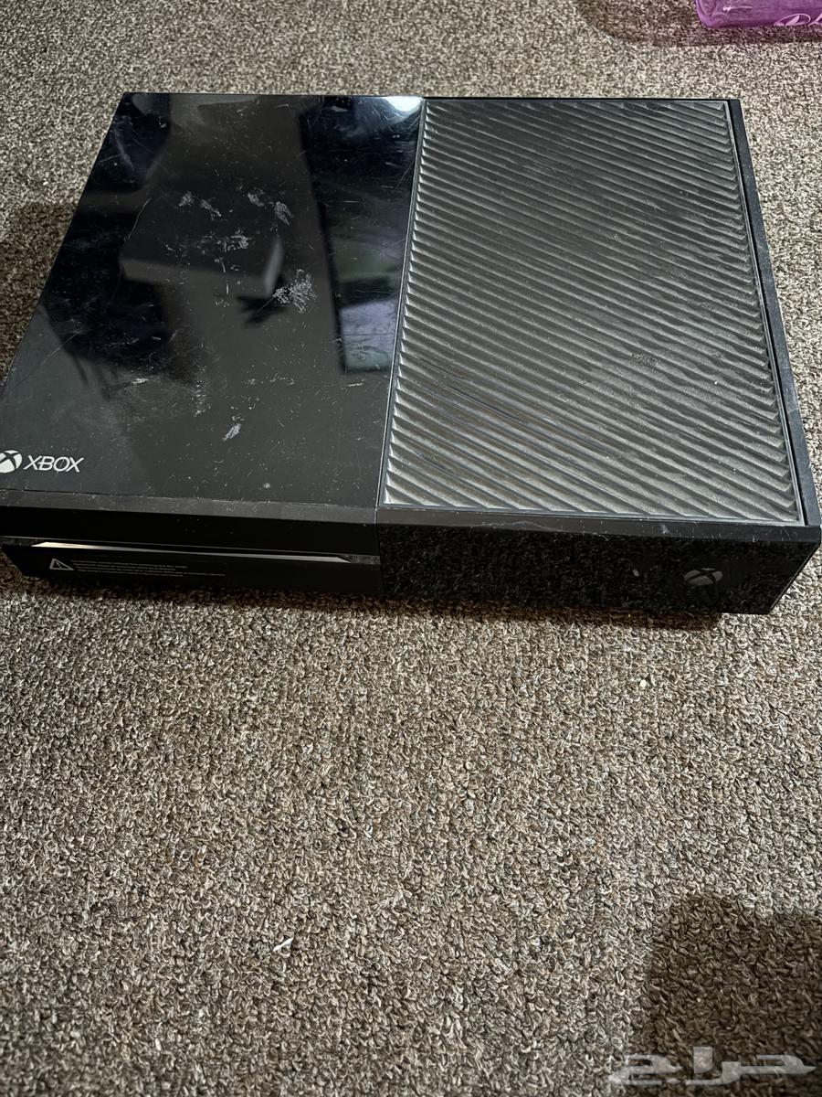 XBOX ONE للبيع بحالة جيدة مع 13 لعبة64559393661570111