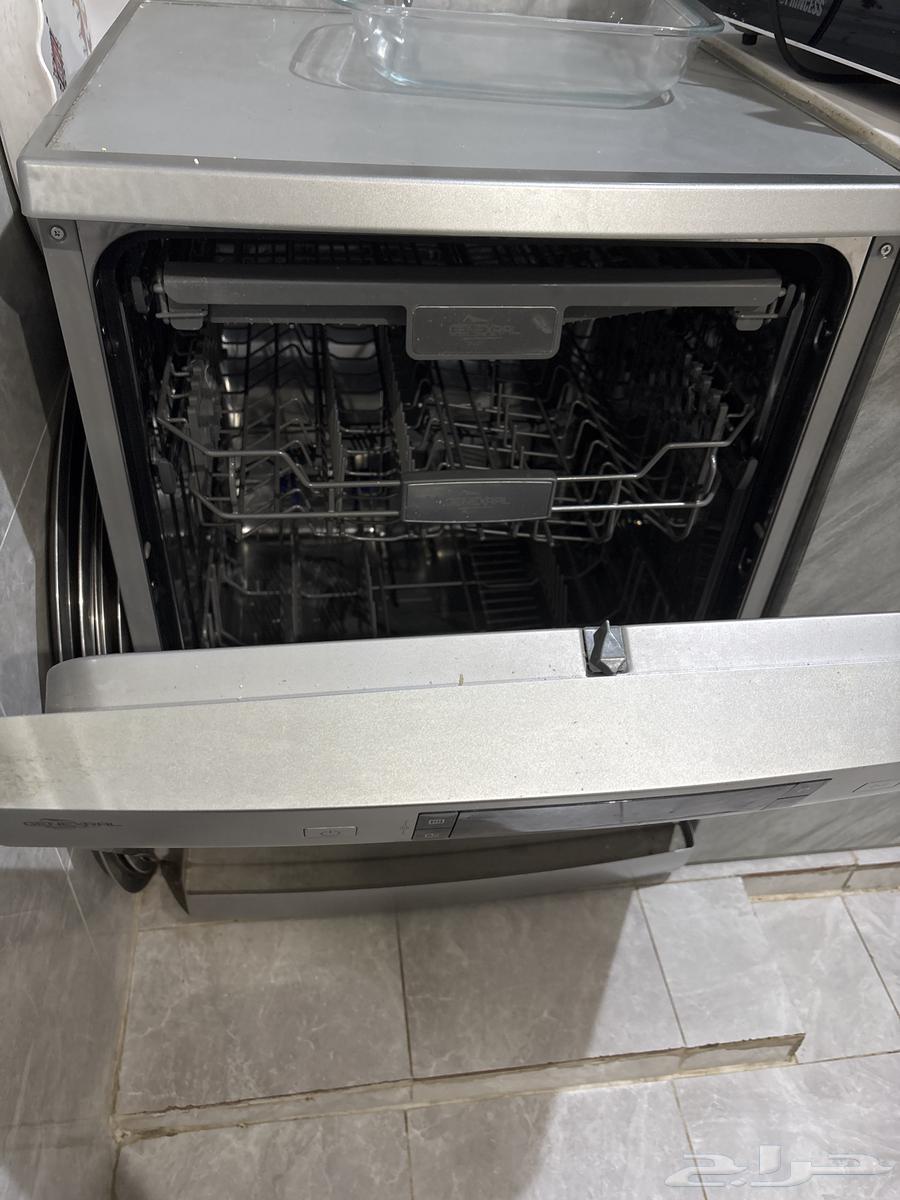 New dishwasher, lightly used, selling because I don't need it64560206671489111