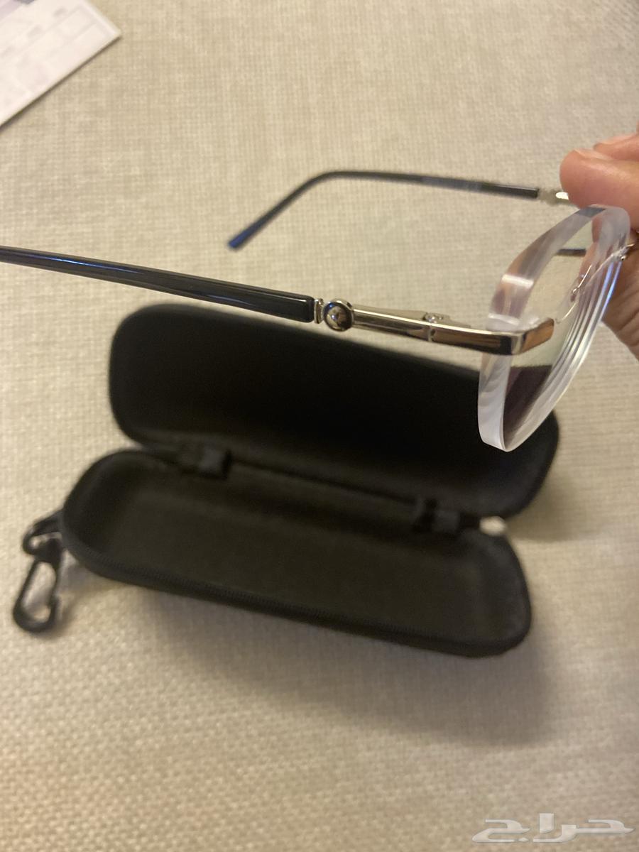 A new pair of glasses I bought a week ago64553809098115111