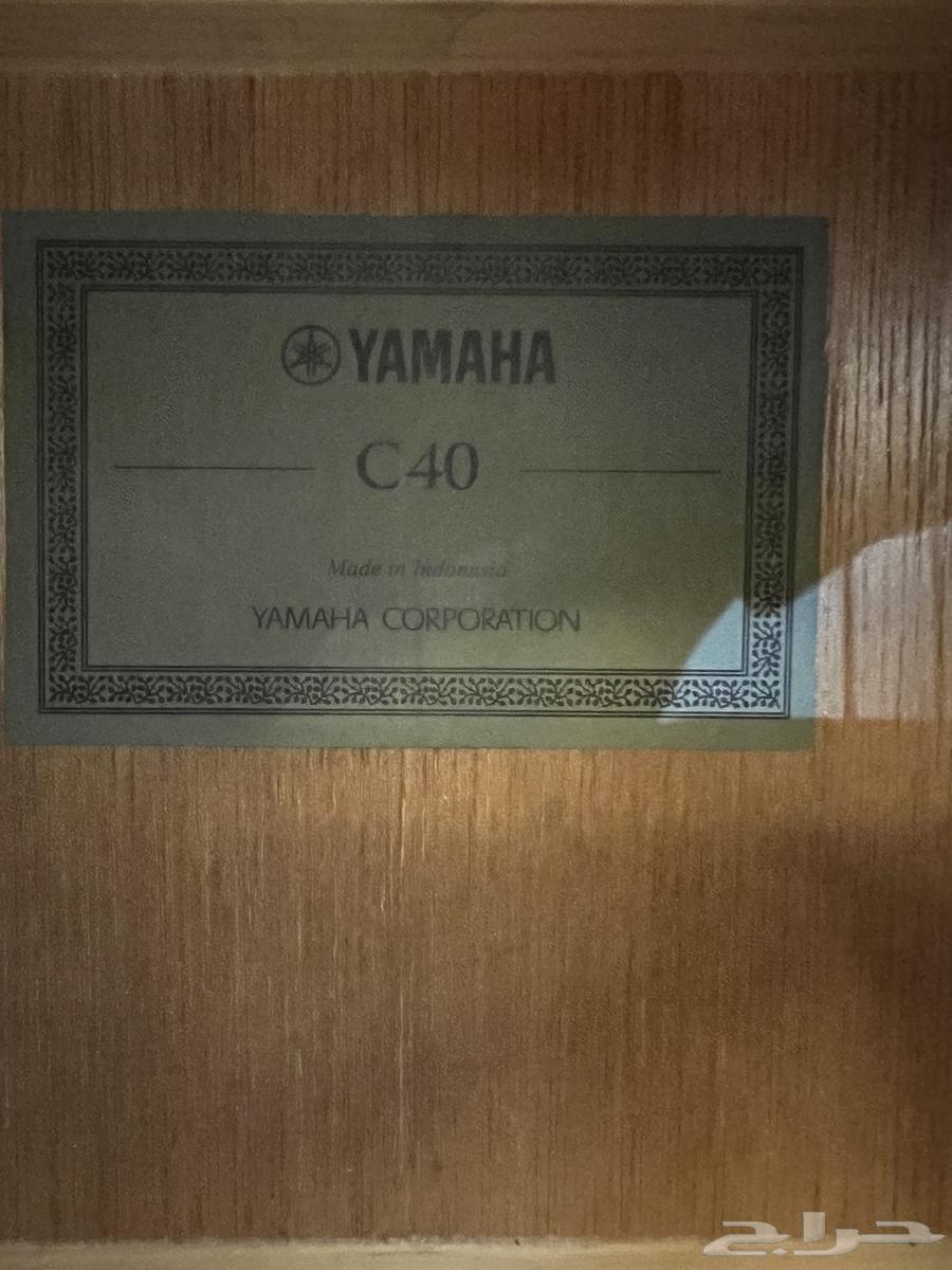 قيتار C40 ياماها جديد مع 5 ريش وشنطة 500رس64560768175874113