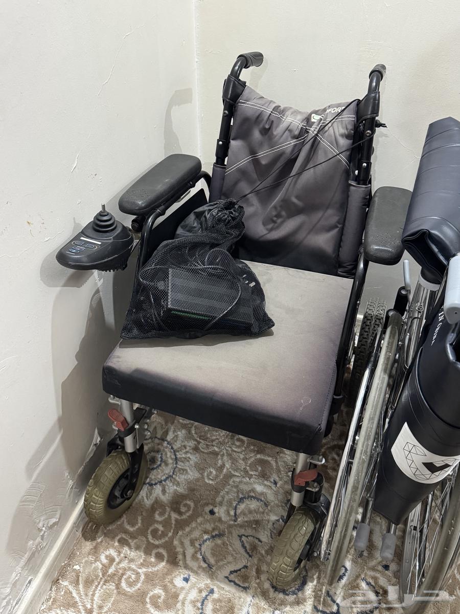للبيع كرسي متحرك كهربائي64555630731650110