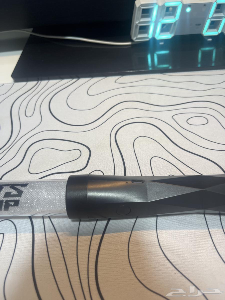 عصاء تشجيع من موسم القيمرز تتلون جميع الالوان مع شاحنها64554816142210111