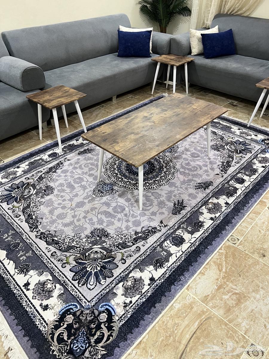 Sofas and tables64560487564163112