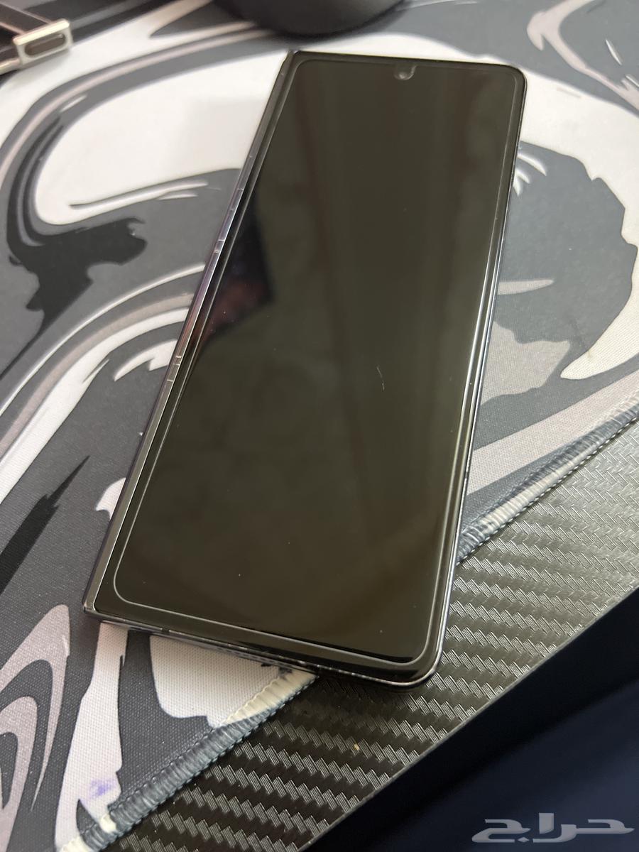 galaxy fold 5 512 g used64561361956354110