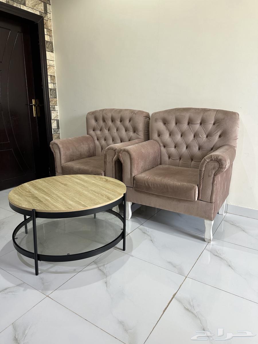 كراسي و طاولات للبيع64519271856131110