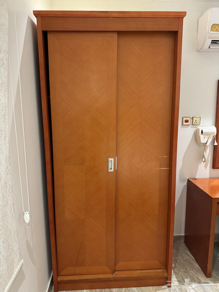 دولاب مستخدم نظيف64555432810883112