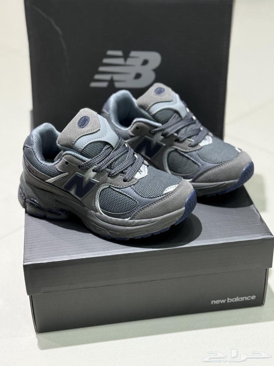 New Balance children's shoes available in sizes from 30 to 3564559603944449111