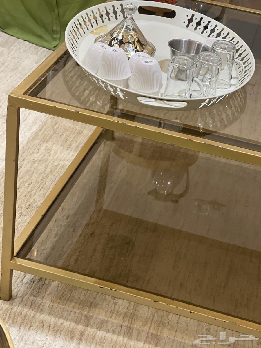طاولة قزاز لون ذهبي64559196349825111