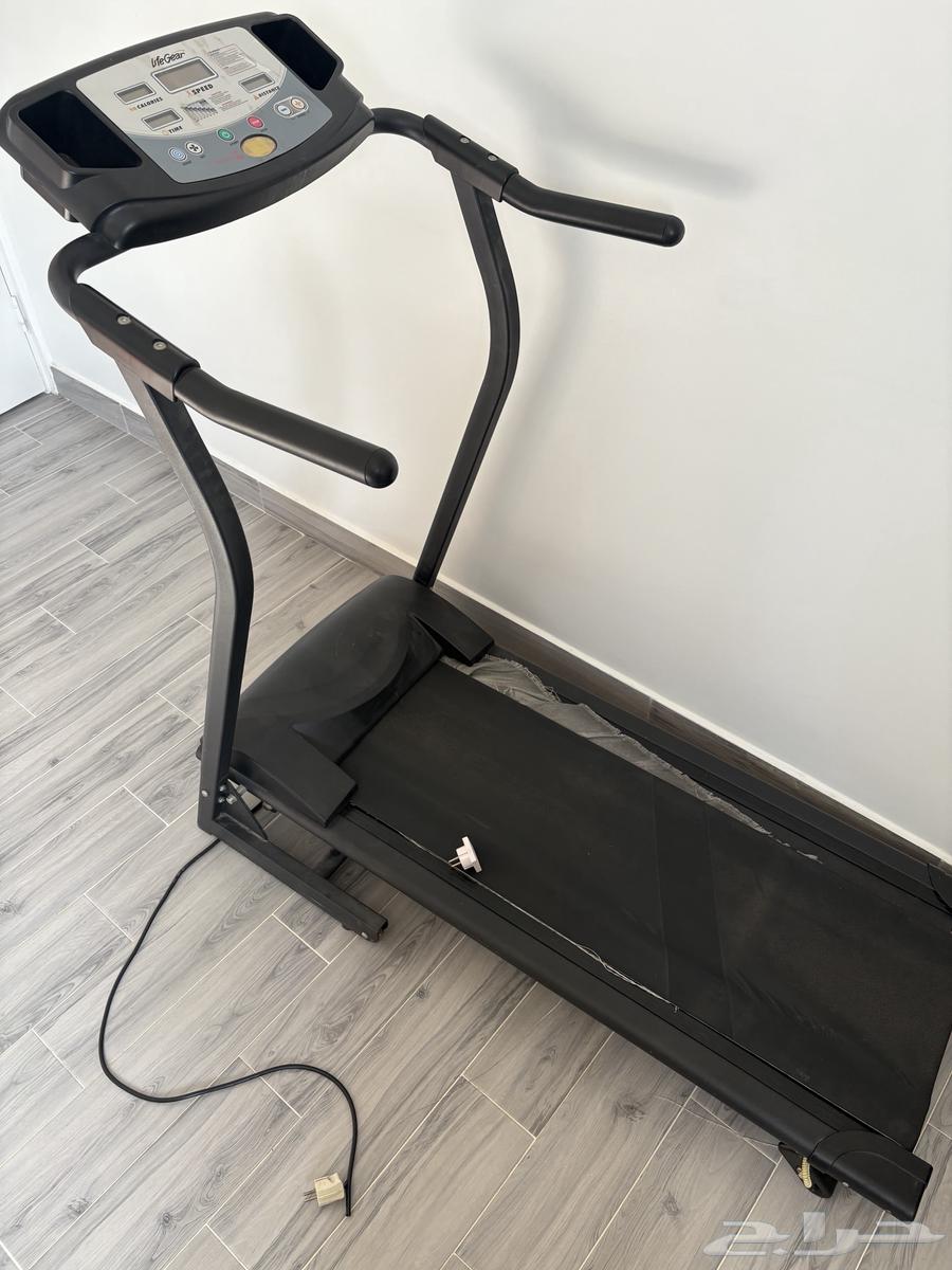 Light duty belt for use64557401824257110